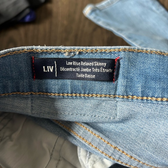 True Religion Jeans size 28 - Picture 2 of 3